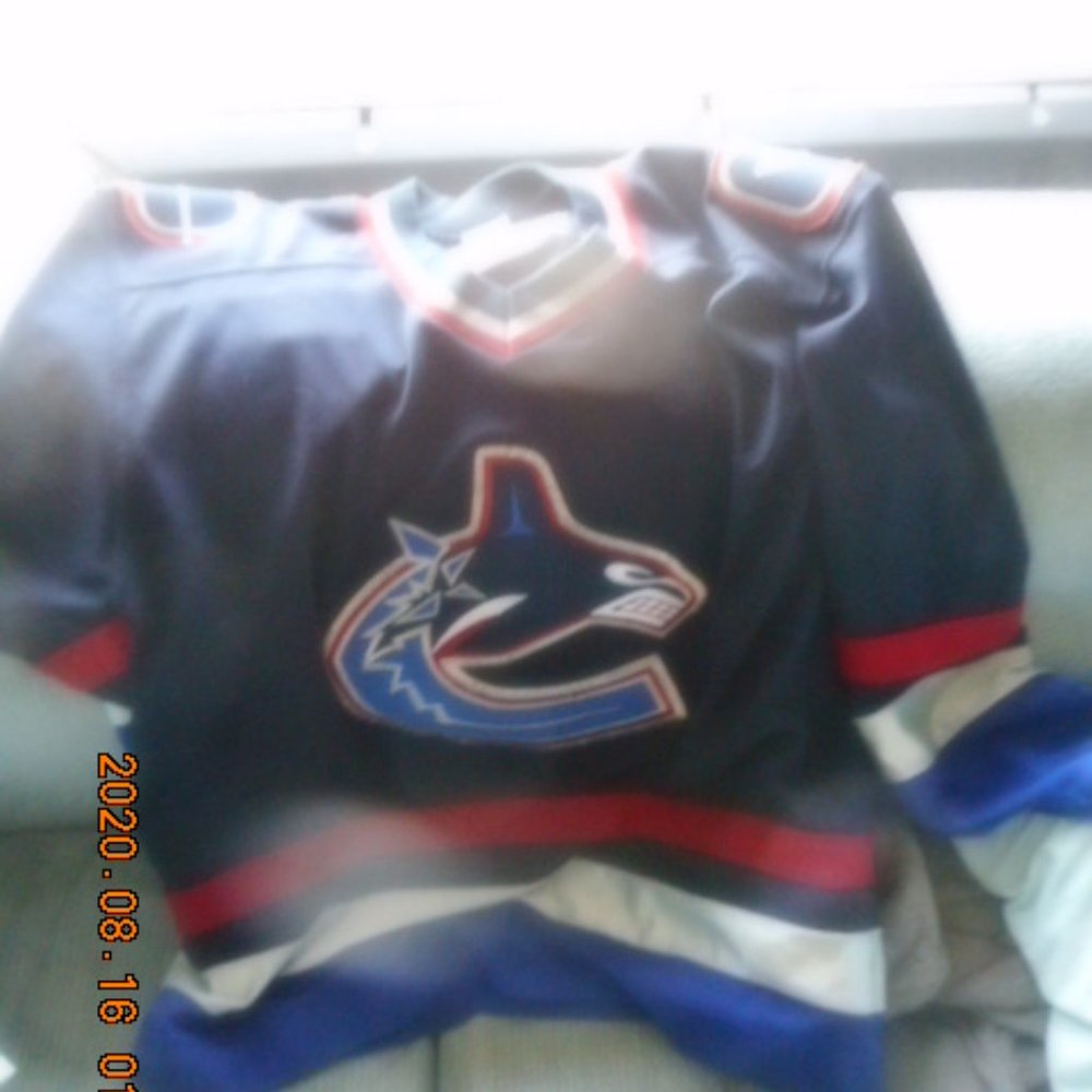 Canucks Jersey